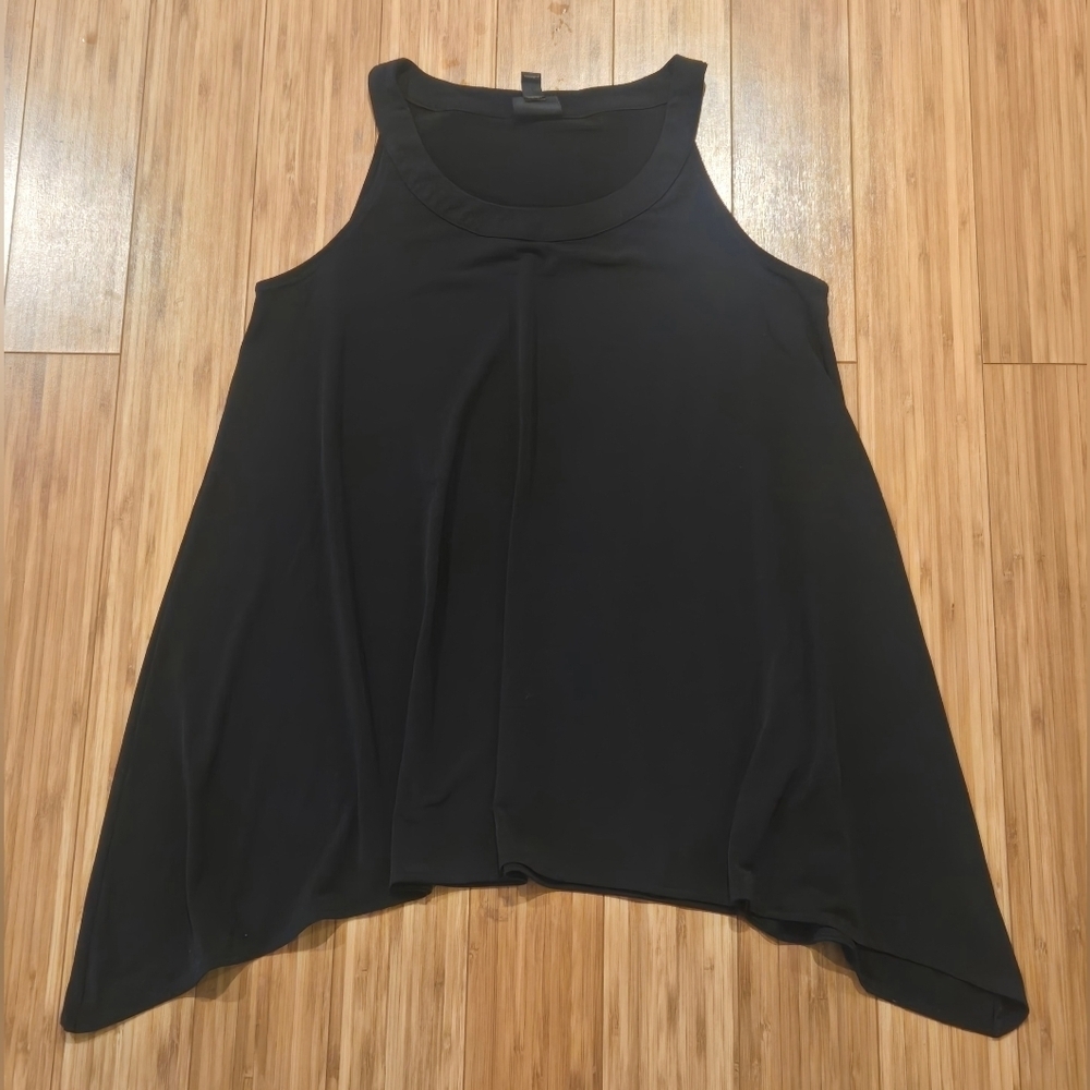 NWOT Worthington Black Sleeveless Halter Top